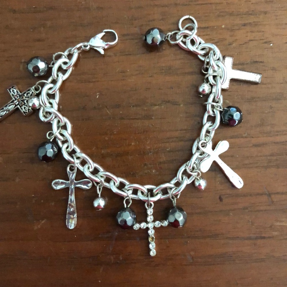 Cross charm bracelet